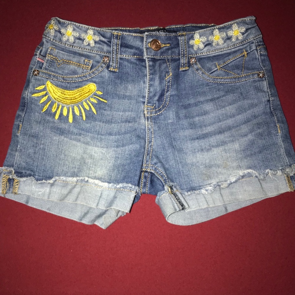 Girls shorts set of 2. ($5 each)